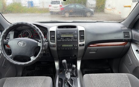 Toyota Land Cruiser Prado 120 рестайлинг, 2006 год, 1 550 000 рублей, 11 фотография