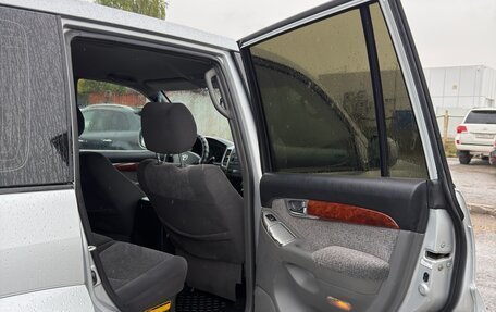 Toyota Land Cruiser Prado 120 рестайлинг, 2006 год, 1 550 000 рублей, 9 фотография