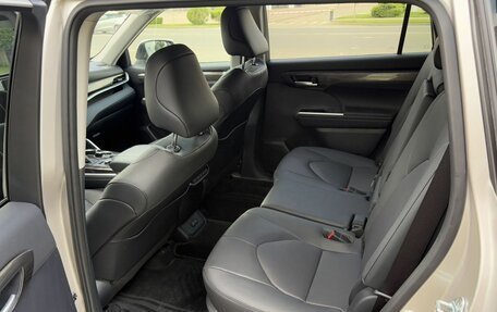 Toyota Highlander, 2026 год, 5 425 000 рублей, 30 фотография