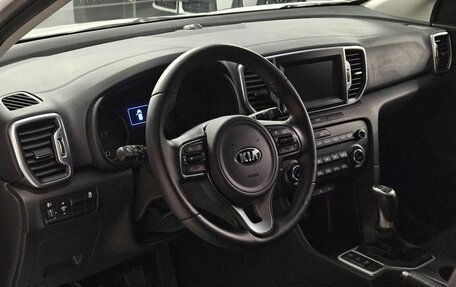 KIA Sportage IV рестайлинг, 2018 год, 2 270 000 рублей, 14 фотография
