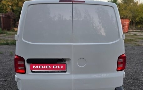 Volkswagen Transporter T6 рестайлинг, 2019 год, 2 250 000 рублей, 3 фотография