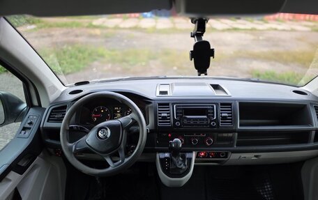 Volkswagen Transporter T6 рестайлинг, 2019 год, 2 250 000 рублей, 5 фотография