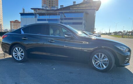 Infiniti Q50 I рестайлинг, 2017 год, 2 200 000 рублей, 5 фотография