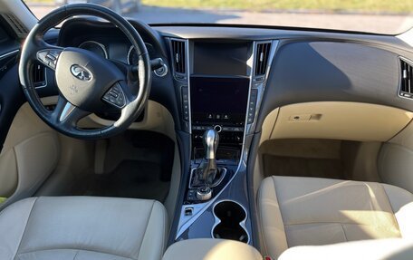 Infiniti Q50 I рестайлинг, 2017 год, 2 200 000 рублей, 13 фотография