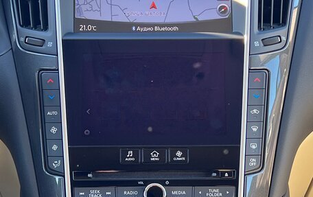 Infiniti Q50 I рестайлинг, 2017 год, 2 200 000 рублей, 23 фотография