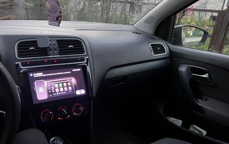 Volkswagen Polo VI (EU Market), 2013 год, 460 000 рублей, 2 фотография