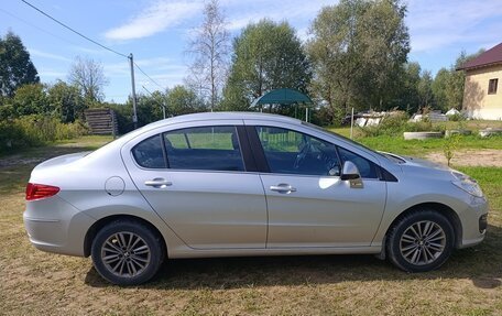 Peugeot 408 I рестайлинг, 2017 год, 1 100 000 рублей, 10 фотография