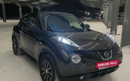 Nissan Juke II, 2011 год, 750 000 рублей, 3 фотография