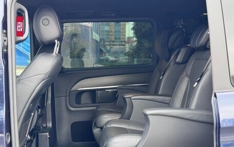 Mercedes-Benz V-Класс, 2021 год, 8 500 000 рублей, 18 фотография
