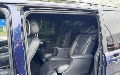 Mercedes-Benz V-Класс, 2021 год, 8 500 000 рублей, 19 фотография