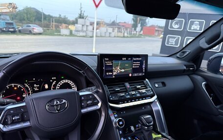 Toyota Land Cruiser, 2023 год, 10 990 000 рублей, 8 фотография