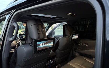 Toyota Land Cruiser, 2023 год, 10 990 000 рублей, 9 фотография