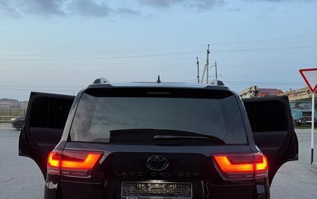 Toyota Land Cruiser, 2023 год, 10 990 000 рублей, 6 фотография