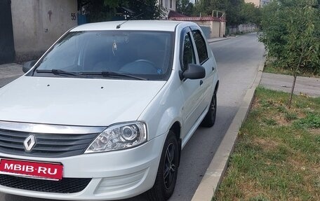 Renault Logan I, 2014 год, 820 000 рублей, 1 фотография