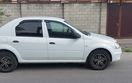 Renault Logan I, 2014 год, 820 000 рублей, 4 фотография