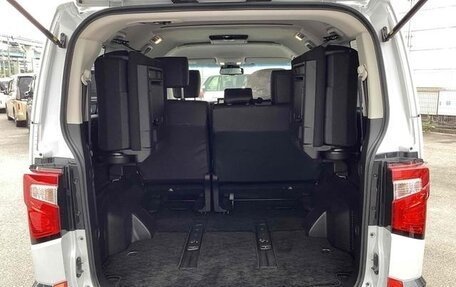 Mitsubishi Delica D:5 I, 2023 год, 2 890 001 рублей, 32 фотография