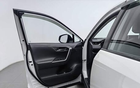 Toyota RAV4, 2022 год, 3 350 999 рублей, 8 фотография