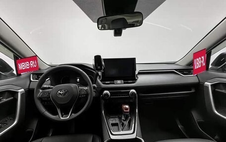 Toyota RAV4, 2022 год, 3 350 999 рублей, 5 фотография