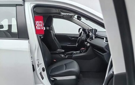 Toyota RAV4, 2022 год, 3 350 999 рублей, 22 фотография
