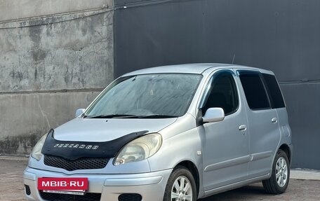 Toyota FunCargo, 2003 год, 480 000 рублей, 2 фотография