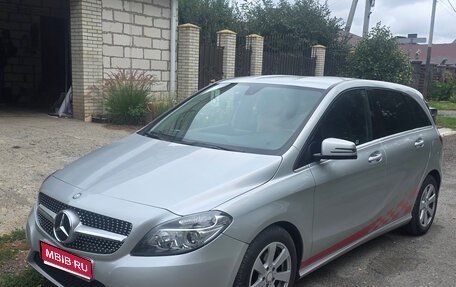 Mercedes-Benz B-Класс, 2013 год, 1 300 000 рублей, 1 фотография