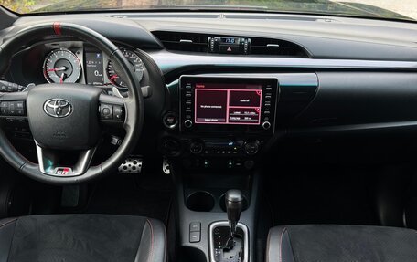 Toyota Hilux VIII, 2023 год, 7 050 000 рублей, 16 фотография