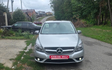 Mercedes-Benz B-Класс, 2013 год, 1 300 000 рублей, 2 фотография