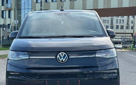 Volkswagen Multivan, 2023 год, 5 140 000 рублей, 3 фотография