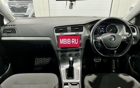 Volkswagen Golf VII, 2014 год, 999 000 рублей, 22 фотография