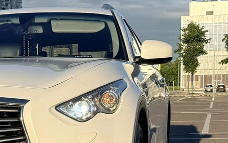 Infiniti FX II, 2013 год, 1 799 000 рублей, 2 фотография