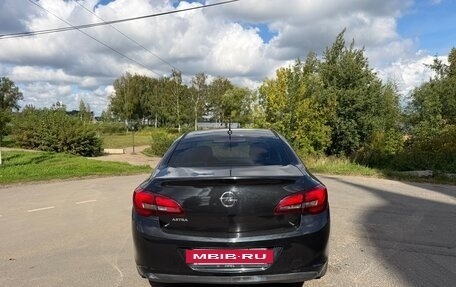 Opel Astra J, 2013 год, 780 000 рублей, 2 фотография