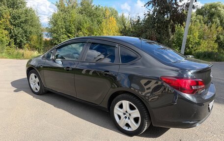 Opel Astra J, 2013 год, 780 000 рублей, 10 фотография