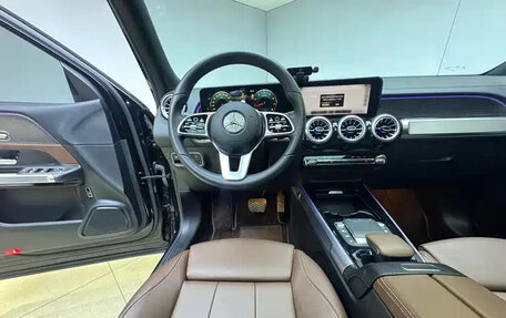 Mercedes-Benz GLB, 2022 год, 2 045 000 рублей, 18 фотография