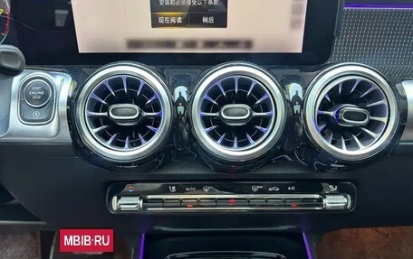Mercedes-Benz GLB, 2022 год, 2 045 000 рублей, 14 фотография