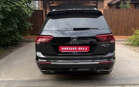 Volkswagen Tiguan II, 2021 год, 4 000 000 рублей, 3 фотография