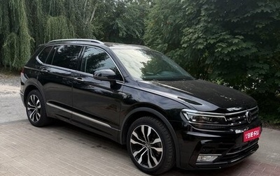 Volkswagen Tiguan II, 2021 год, 4 000 000 рублей, 1 фотография