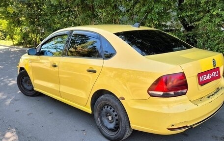 Volkswagen Polo VI (EU Market), 2017 год, 365 000 рублей, 1 фотография