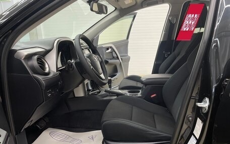 Toyota RAV4, 2016 год, 2 250 000 рублей, 11 фотография
