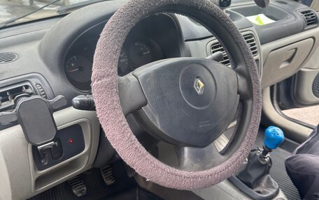 Renault Symbol I, 2004 год, 130 000 рублей, 3 фотография