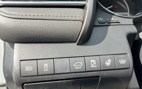 Toyota Camry, 2020 год, 2 300 000 рублей, 15 фотография