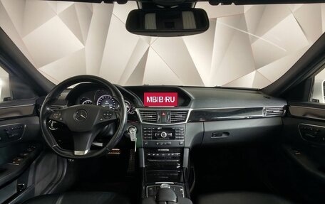 Mercedes-Benz E-Класс, 2011 год, 1 511 000 рублей, 13 фотография