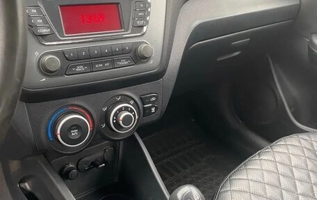 KIA Rio III рестайлинг, 2013 год, 800 000 рублей, 8 фотография
