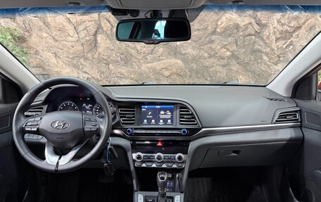 Hyundai Elantra VI рестайлинг, 2019 год, 2 128 000 рублей, 15 фотография