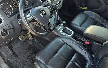 Volkswagen Tiguan I, 2010 год, 875 000 рублей, 4 фотография