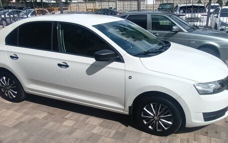Skoda Rapid I, 2017 год, 1 000 000 рублей, 4 фотография