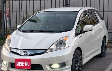 Honda Fit Shuttle I рестайлинг, 2011 год, 1 050 000 рублей, 2 фотография