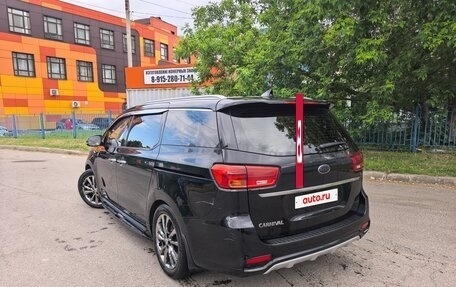 KIA Carnival III, 2018 год, 2 600 000 рублей, 4 фотография