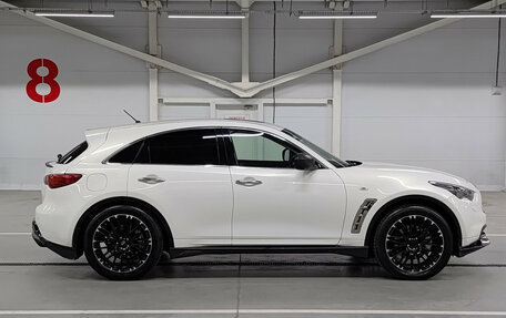 Infiniti QX70, 2013 год, 2 100 000 рублей, 8 фотография
