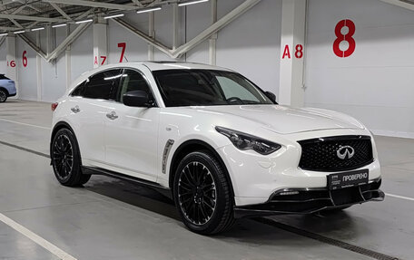 Infiniti QX70, 2013 год, 2 100 000 рублей, 7 фотография