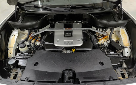 Infiniti QX70, 2013 год, 2 100 000 рублей, 13 фотография